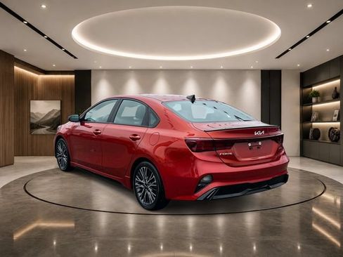 Used 2023 Kia Forte GT-Line w/ GT-Line Premium Package FWD image 7
