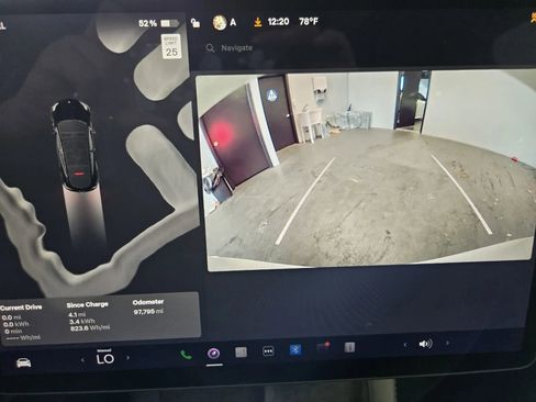 Used 2023 Tesla Model Y Long Range image 18