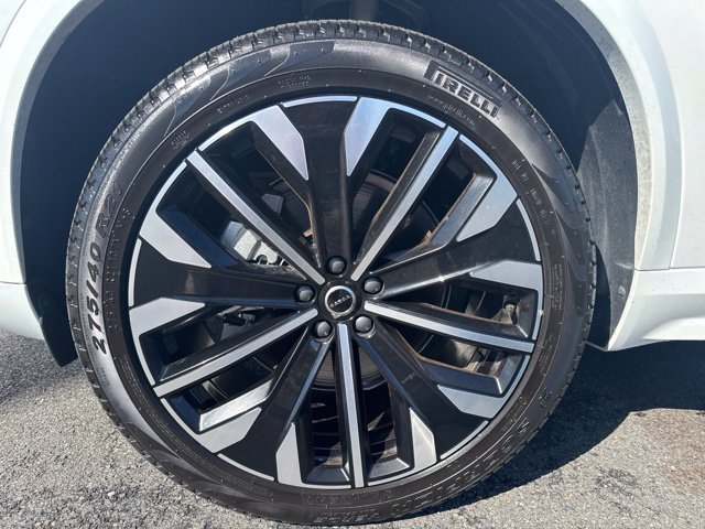 Certified 2026 Volvo XC90 B5 Plus AWD/4WD image 9