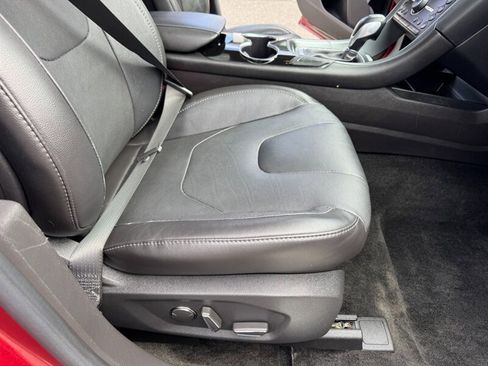 Used 2016 Ford Fusion Titanium image 48