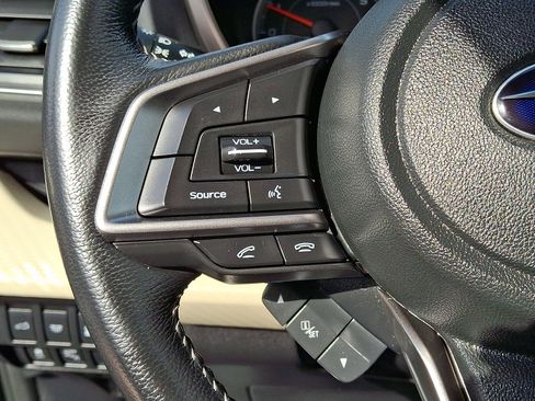 Used 2021 Subaru Ascent Premium w/ Convenience Package image 23