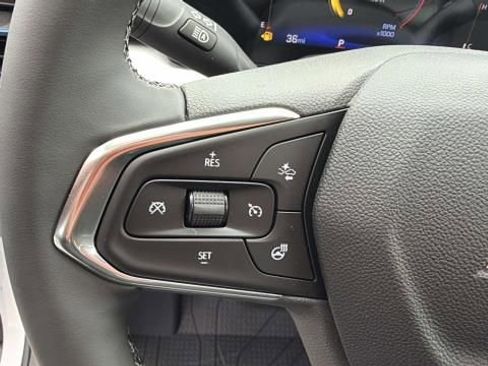 New 2026 Chevrolet Trax LT w/ Midnight Edition FWD image 13