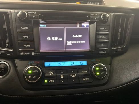 Used 2018 Toyota RAV4 XLE w/ Plus Extra Value Package FWD image 13