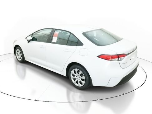 New 2026 Toyota Corolla LE image 5