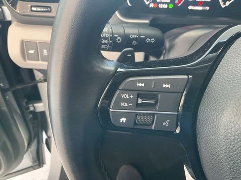 Used 2024 Honda Pilot EX-L image 10