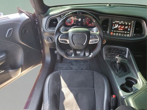 Used 2022 Dodge Challenger SRT Hellcat w/ Plus Package image 9