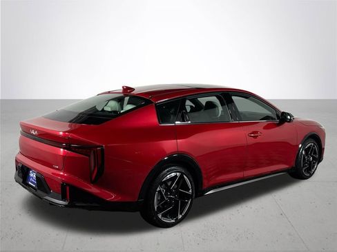 New 2025 Kia K4 GT-Line w/ GT-Line Premium Package image 6
