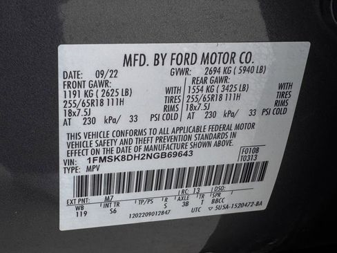 Used 2022 Ford Explorer XLT w/ Equipment Group 202A image 34