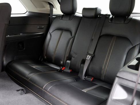 Used 2025 MAZDA CX-90 3.3 Turbo w/ Select Package image 14