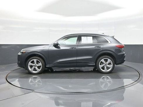 Used 2025 Audi Q5 Premium Plus w/ Premium Plus AWD/4WD image 4