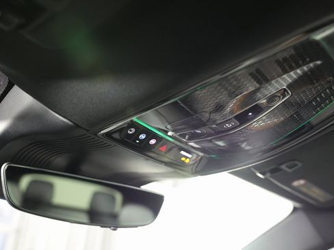 Used 2026 Cadillac Vistiq Sport image 35