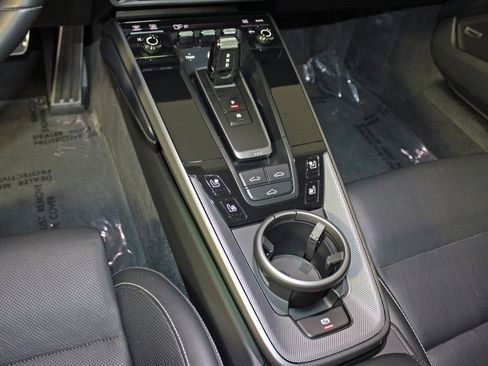 Used 2024 Porsche 911 Carrera S image 32