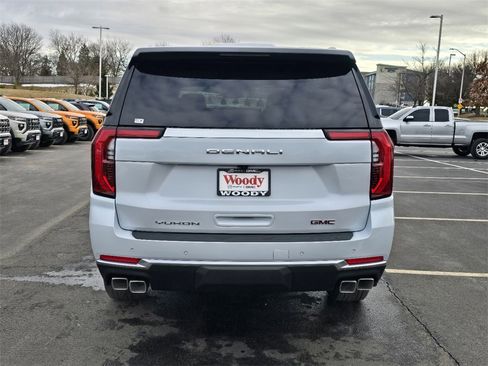 New 2026 GMC Yukon XL Denali w/ Sun & Power Step Package image 7