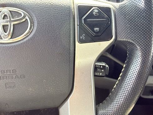 Used 2015 Toyota Tacoma PreRunner w/ Convenience Package RWD image 8
