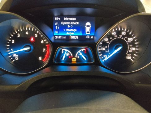 Used 2017 Ford Escape Titanium AWD/4WD image 23