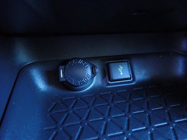 Used 2022 Toyota RAV4 XLE AWD/4WD image 16