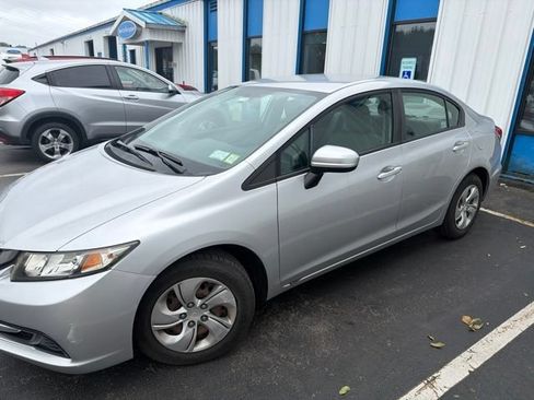 Used 2015 Honda Civic LX image 2