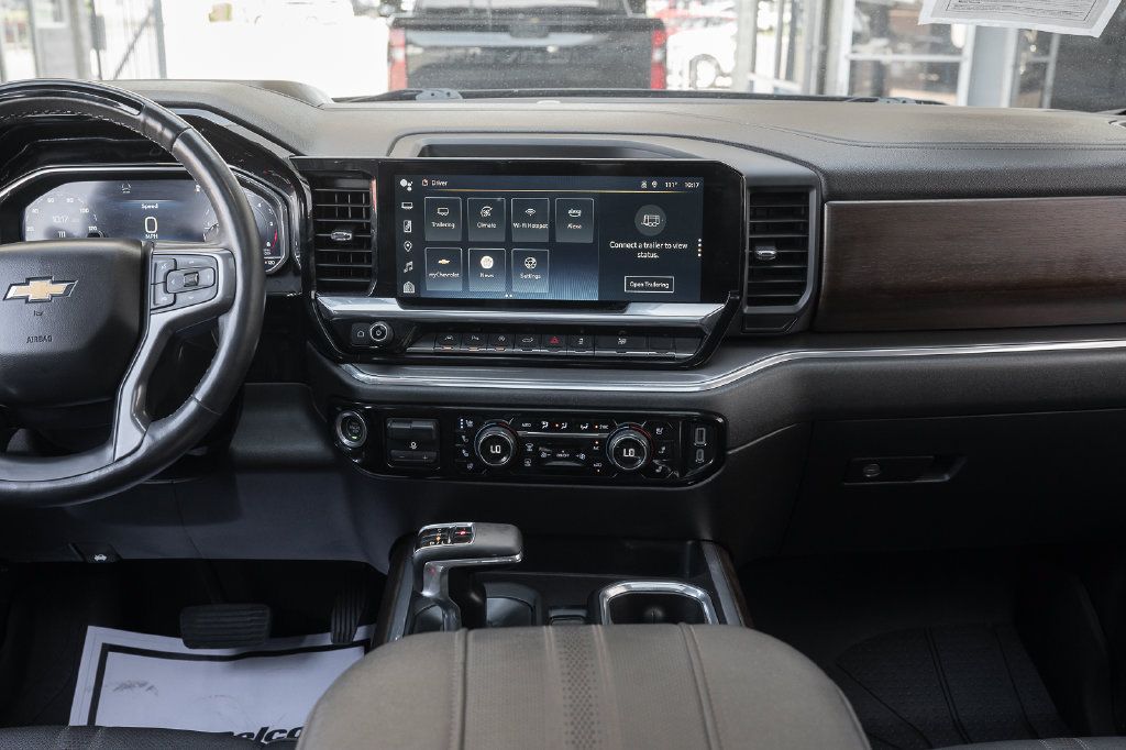 Used 2024 Chevrolet Silverado 1500 High Country RWD image 34