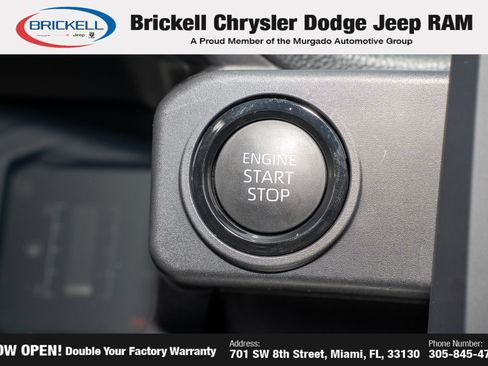 Used 2025 Toyota Tacoma SR5 AWD/4WD image 32
