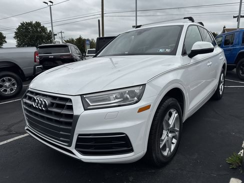 Used 2018 Audi Q5 2.0T Premium image 3