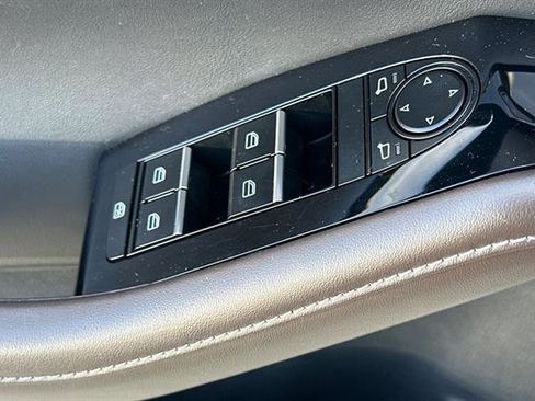 Certified 2025 MAZDA CX-30 AWD 2.5 S w/ Premium Package image 11