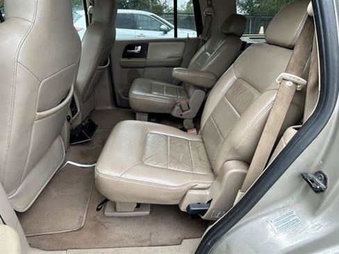 Used 2006 Ford Expedition Limited image 9