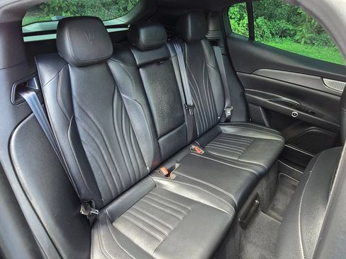 Used 2023 Maserati Grecale GT AWD/4WD image 16