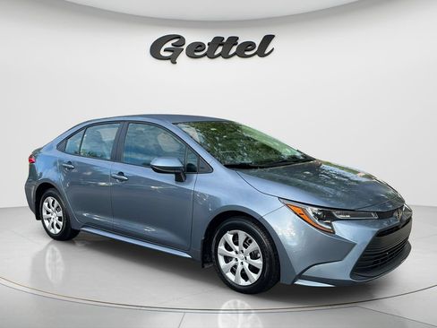Used 2026 Toyota Corolla LE FWD image 3