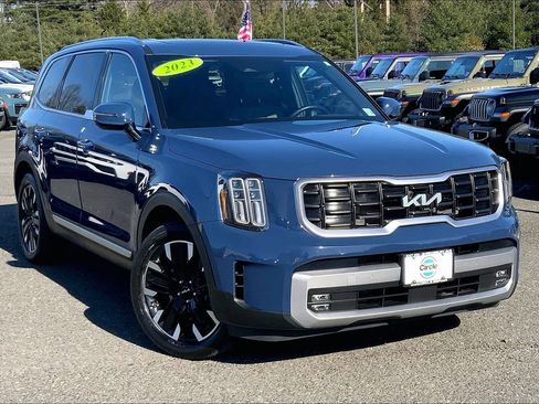 Used 2023 Kia Telluride SX AWD/4WD image 2