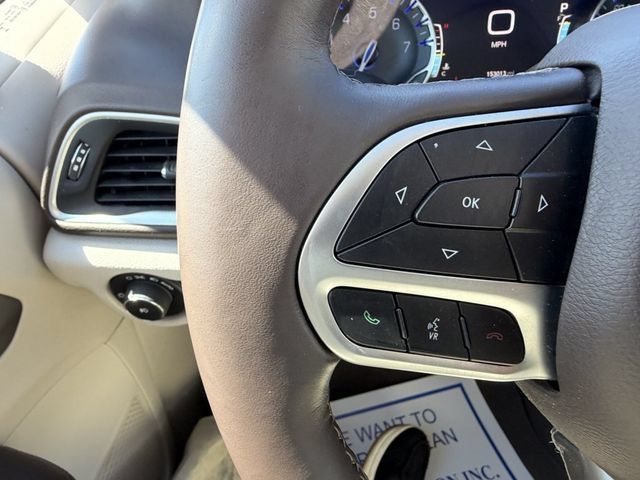 Used 2018 Chrysler Pacifica Touring-L Plus FWD image 15