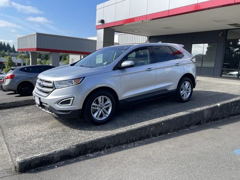 Used 2018 Ford Edge SEL w/ Equipment Group 201A AWD/4WD image 4