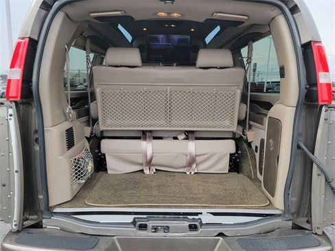 Used 2023 Chevrolet Express 2500 image 36