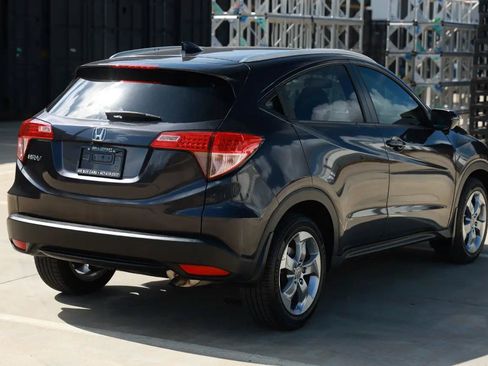 Used 2017 Honda HR-V EX-L image 10