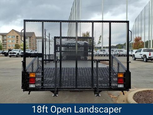 New 2025 Chevrolet Low Cab Forward LCF image 6