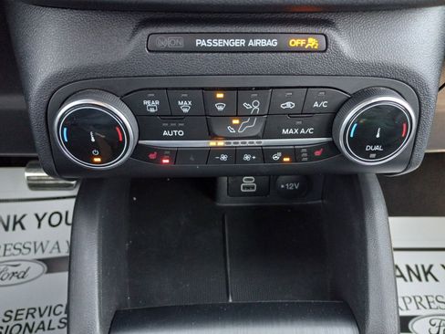 Used 2024 Ford Escape ST-Line w/ Cold Weather Package image 22