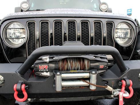 Used 2018 Jeep Wrangler Rubicon AWD/4WD image 8