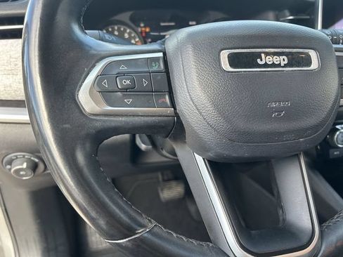 Used 2022 Jeep Compass Latitude AWD/4WD image 26