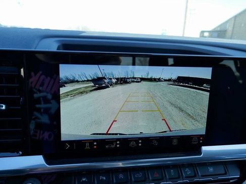 New 2025 Chevrolet Silverado 1500 LTZ image 29