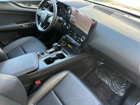 Used 2022 Lexus NX 350 350 Premium image 18