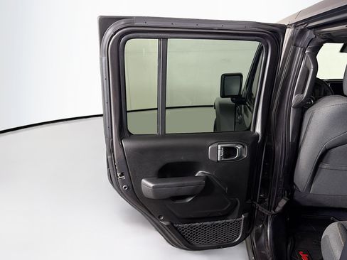 Used 2024 Jeep Wrangler Unlimited w/ Convenience Group AWD/4WD image 25