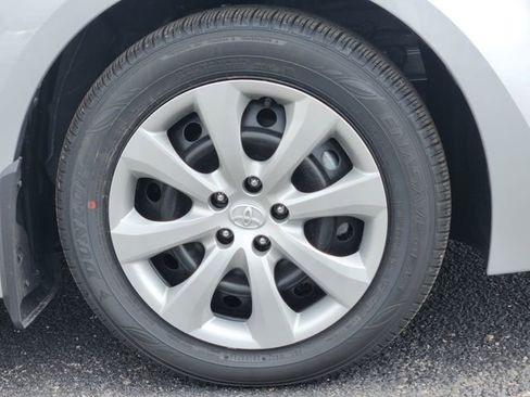 Used 2026 Toyota Corolla LE image 7