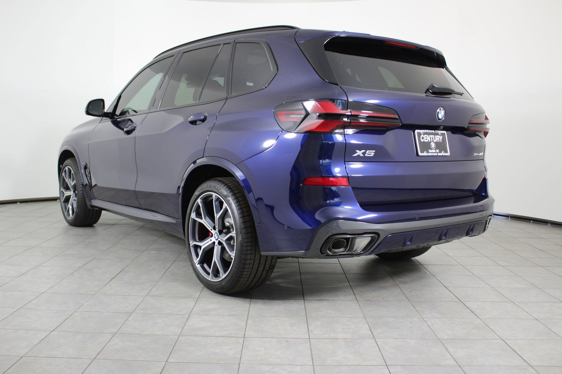 Used 2026 BMW X5 sDrive40i w/ M Sport Package RWD image 3