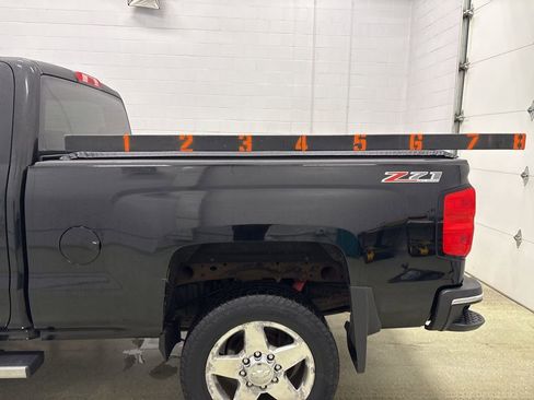 Used 2015 Chevrolet Silverado 2500 LT w/ Z71 Package, Off-Road image 13