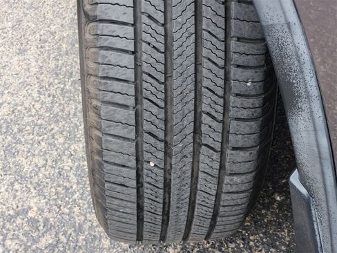 Used 2016 Honda CR-V EX image 10