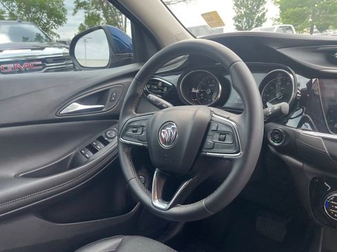 Used 2023 Buick Encore GX Select FWD image 29