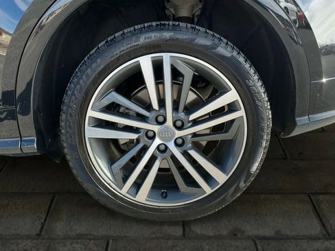 Used 2020 Audi Q5 e Premium Plus w/ Premium Plus Package image 17