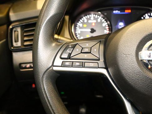 Used 2020 Nissan Rogue Sport S w/ Appearance Package image 11