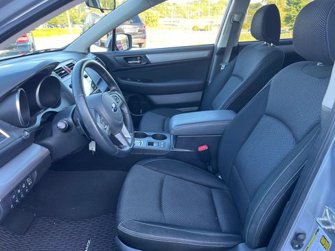 Used 2015 Subaru Outback 2.5i Premium AWD/4WD image 9