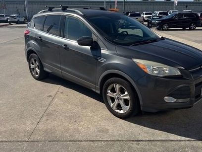 Used 2016 Ford Escape SE w/ Equipment Group 201A