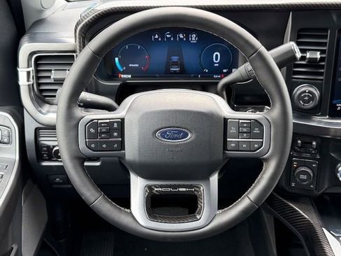 New 2025 Ford F350 Lariat w/ Lariat Ultimate Package image 32